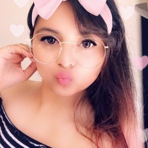 Meet your Posher, Ariana